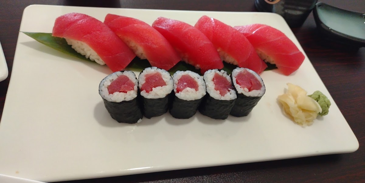 Sakura Sushi Photo 6